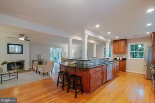 1347 MacBeth St, McLean, VA 22102 - Photo 19