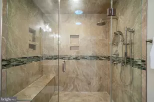 1347 MacBeth St, McLean, VA 22102 - Photo 49