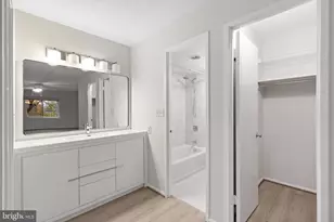 8340 Greensboro Dr, McLean, VA 22102 - Photo 21