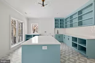 8206 Pettit Ct, McLean, VA 22102 - Photo 15