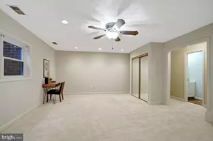 5883 Woodfield Estates Dr, Alexandria, VA 22310 - Photo 31