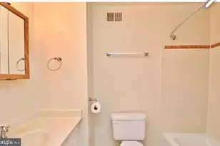 9009 O'Keith Ct, Springfield, VA 22152 - Photo 19