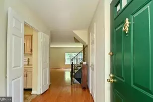 9009 O'Keith Ct, Springfield, VA 22152 - Photo 3