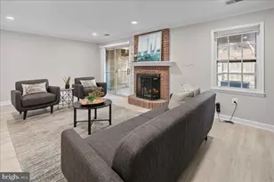 2872 Sutton Oaks Ln, Vienna, VA 22181 - Photo 45