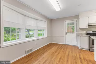 8800 Higdon Dr, Vienna, VA 22182 - Photo 21