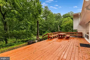 8800 Higdon Dr, Vienna, VA 22182 - Photo 55