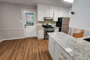 8800 Higdon Dr, Vienna, VA 22182 - Photo 7