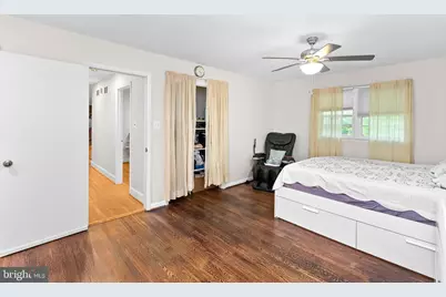 2435 Hunter Mill Road, Vienna, VA 22181 - Photo 17