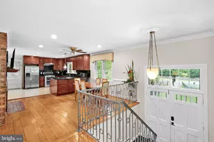 2435 Hunter Mill Rd, Vienna, VA 22181 - Photo 9