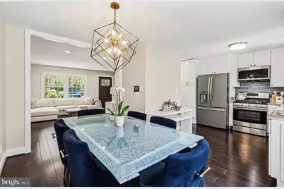 6308 Paddington Lane, Centreville, VA 20120 - Photo 5