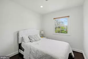 6308 Paddington Ln, Centreville, VA 20120 - Photo 15