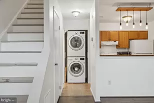 3914 Woodhue Pl, Alexandria, VA 22309 - Photo 7