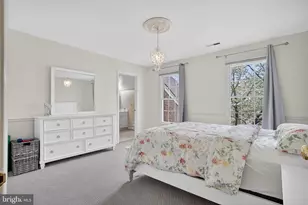 6331 Hidden Canyon Rd, Centreville, VA 20120 - Photo 33