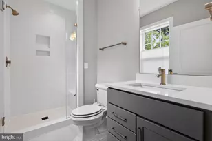 2725 Willow Dr, Vienna, VA 22181 - Photo 27