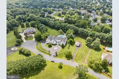 606 Brockman Court, Great Falls, VA 22066 - Photo 89