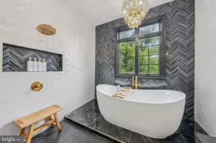 606 Brockman Ct, Great Falls, VA 22066 - Photo 43