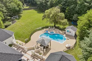 606 Brockman Ct, Great Falls, VA 22066 - Photo 81