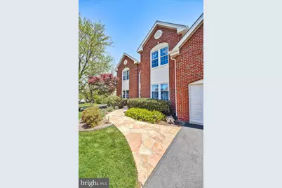 6109 Oakengate Way, Centreville, VA 20120 - Photo 3