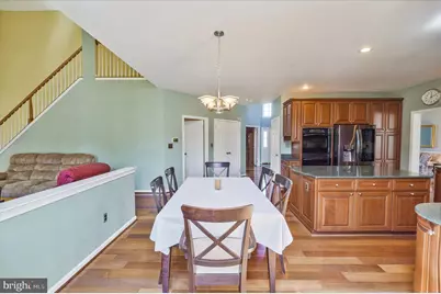 6109 Oakengate Way, Centreville, VA 20120 - Photo 11