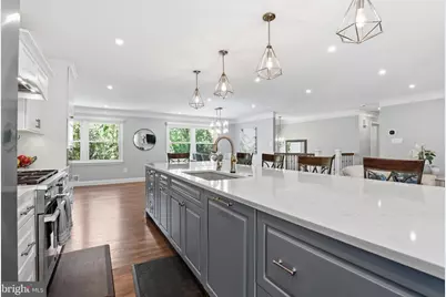 10106 Nadine Drive, Vienna, VA 22181 - Photo 5