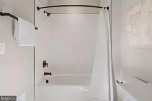 602 Kingsley Rd SW, Vienna, VA 22180 - Photo 51