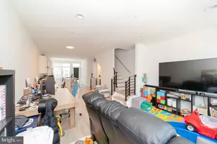 7306 Blade Dr, Falls Church, VA 22042 - Photo 7