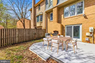 8955 Omega Ct, Springfield, VA 22152 - Photo 37