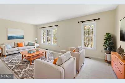 8955 Omega Court, Springfield, VA 22152 - Photo 7