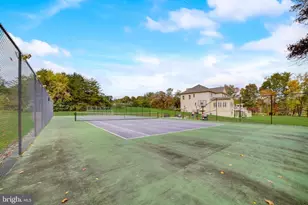 11561 Stuart Mill Rd, Oakton, VA 22124 - Photo 71