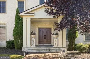 11561 Stuart Mill Rd, Oakton, VA 22124 - Photo 11