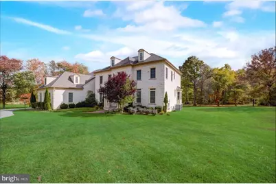 11561 Stuart Mill Road, Oakton, VA 22124 - Photo 9