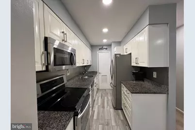 5800 Torington Drive #837, Springfield, VA 22152 - Photo 7