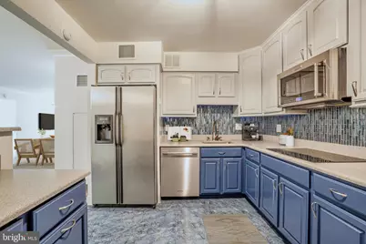 1800 Old Meadow Road #218, McLean, VA 22102 - Photo 5