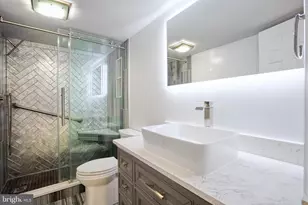 1800 Old Meadow Rd, McLean, VA 22102 - Photo 11