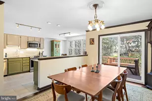 9012 Daum Ct, Springfield, VA 22153 - Photo 7