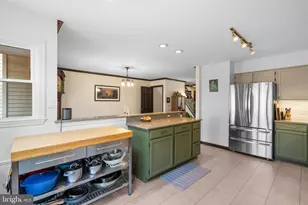 9012 Daum Ct, Springfield, VA 22153 - Photo 37