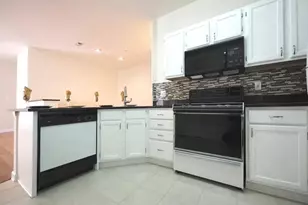 1705 Lake Shore Crest Dr, Reston, VA 20190 - Photo 7