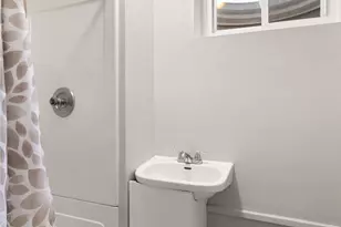 7516 Essex Ave, Springfield, VA 22150 - Photo 9