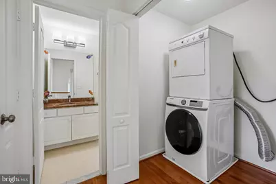 13080 Park Crescent Circle, Herndon, VA 20171 - Photo 31