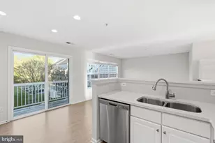 1881 Crescent Park Dr, Reston, VA 20190 - Photo 17
