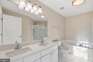 1881 Crescent Park Dr, Reston, VA 20190 - Photo 29