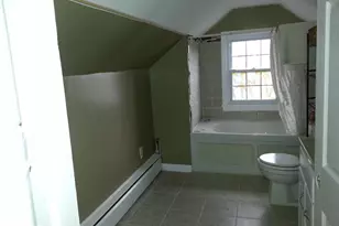 2063 Woodford Rd, Vienna, VA 22182 - Photo 27