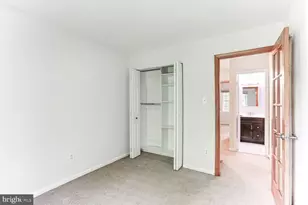 6439 Birch Leaf Ct, Burke, VA 22015 - Photo 7