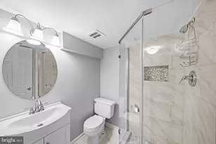 9535 Burdett Rd, Burke, VA 22015 - Photo 35