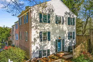 9535 Burdett Rd, Burke, VA 22015 - Photo 43