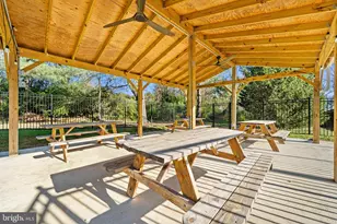 9535 Burdett Rd, Burke, VA 22015 - Photo 53