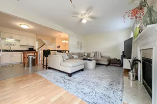 14358 Haysickle Ct, Centreville, VA 20121 - Photo 17