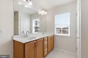 2932 Finsbury Pl, Fairfax, VA 22031 - Photo 31