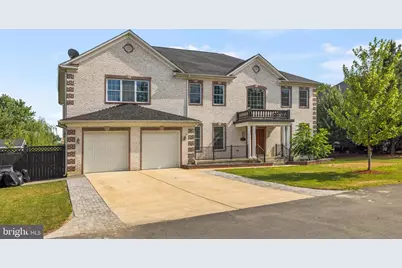2411 Stokes Lane, Alexandria, VA 22307 - Photo 3