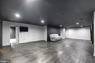 2411 Stokes Ln, Alexandria, VA 22307 - Photo 45